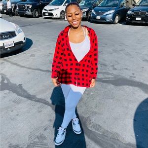 Meet your Posher, Royaltee